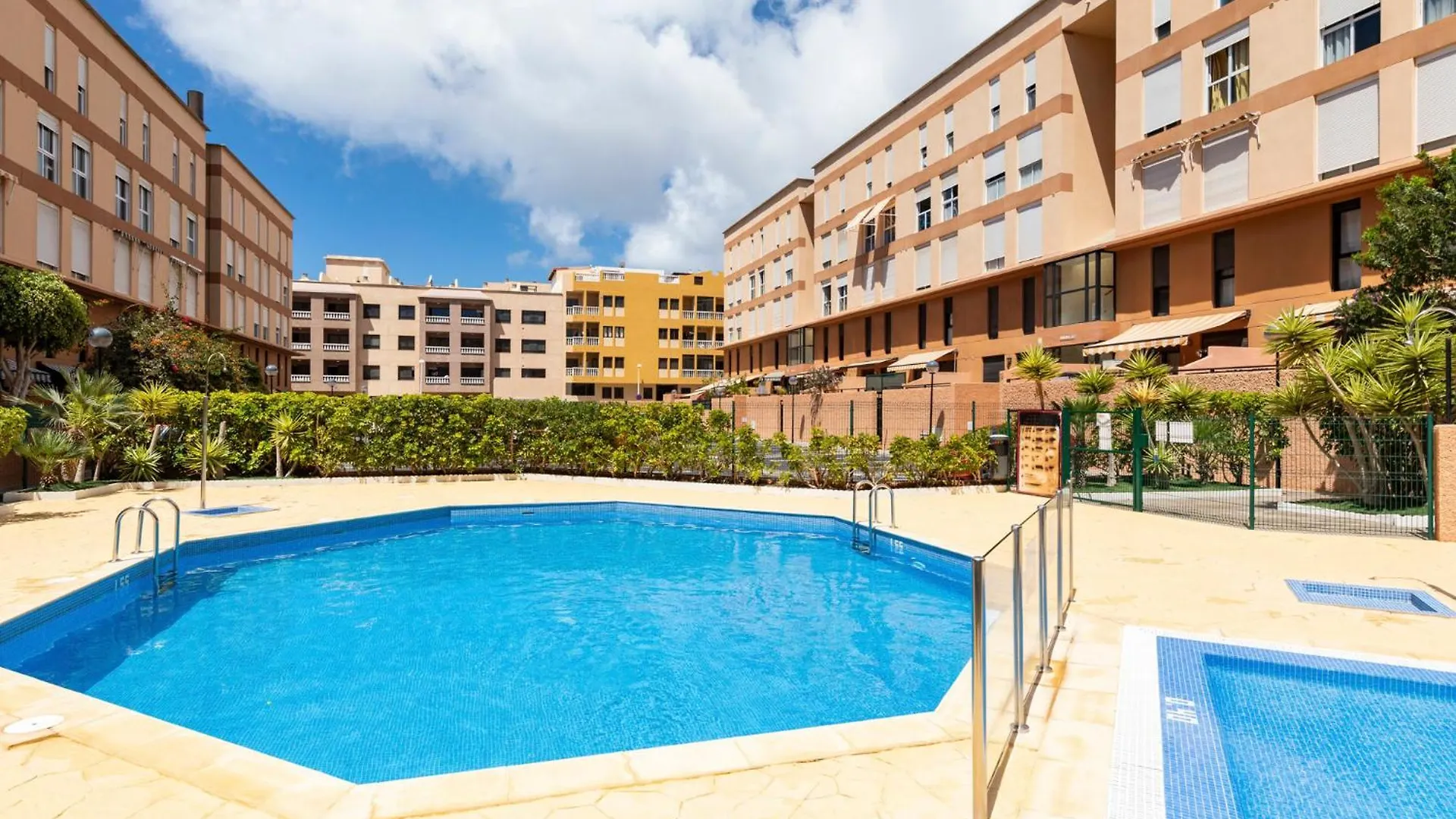 Medano4You Tropical Terrace Holiday Home El Medano  El Medano (Tenerife)
