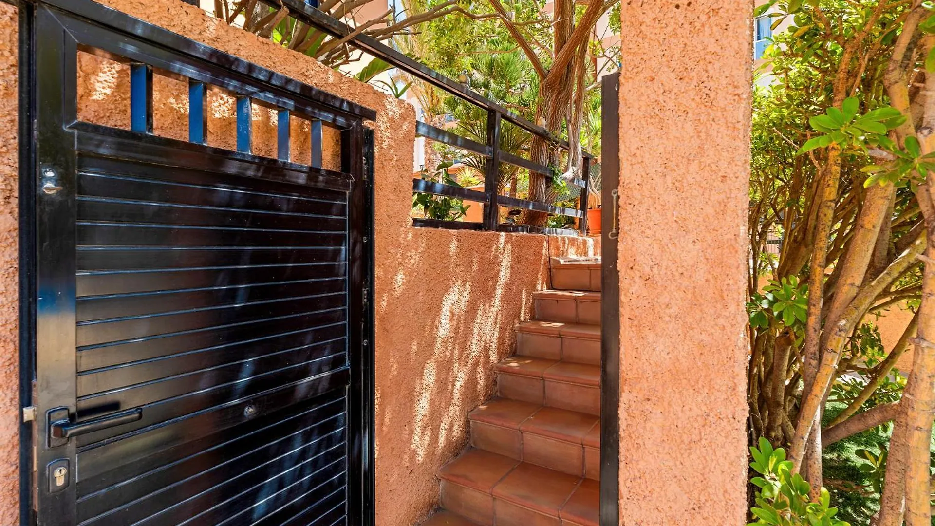 Medano4You Tropical Terrace Holiday Home El Medano